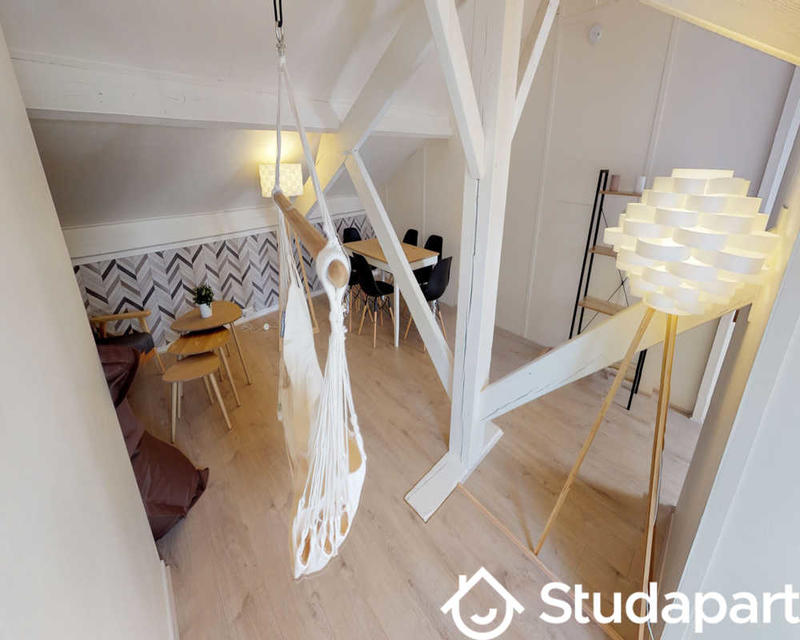 Chambre - 60 m² - 1 pièce