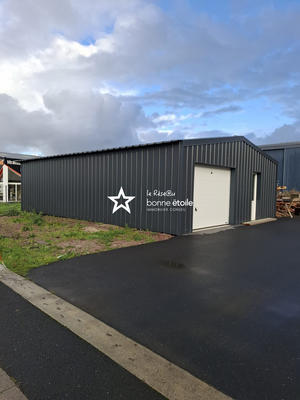 Local d'activités - 404 m²