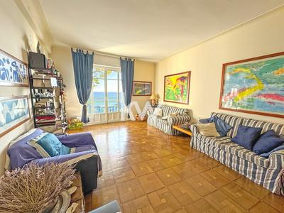 Appartement - 120 m² - 4 pièces