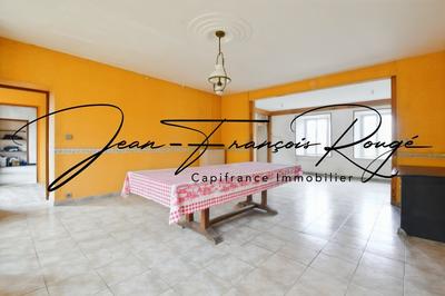 Maison - 243 m² - 10 pièces