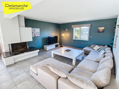 Maison - 215 m² - 6 pièces