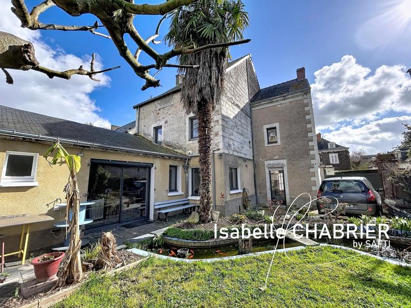 Maison - 137 m² - 5 pièces