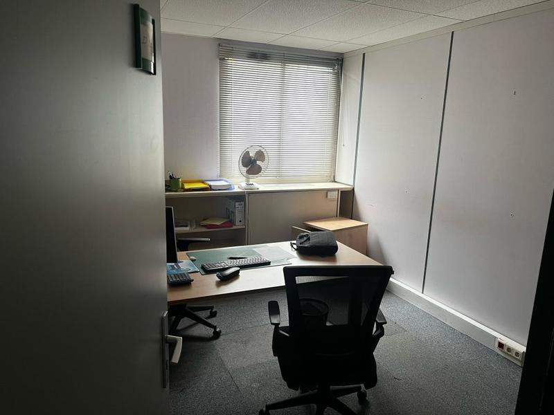 Immeuble - 1 153 m² - 4 pièces