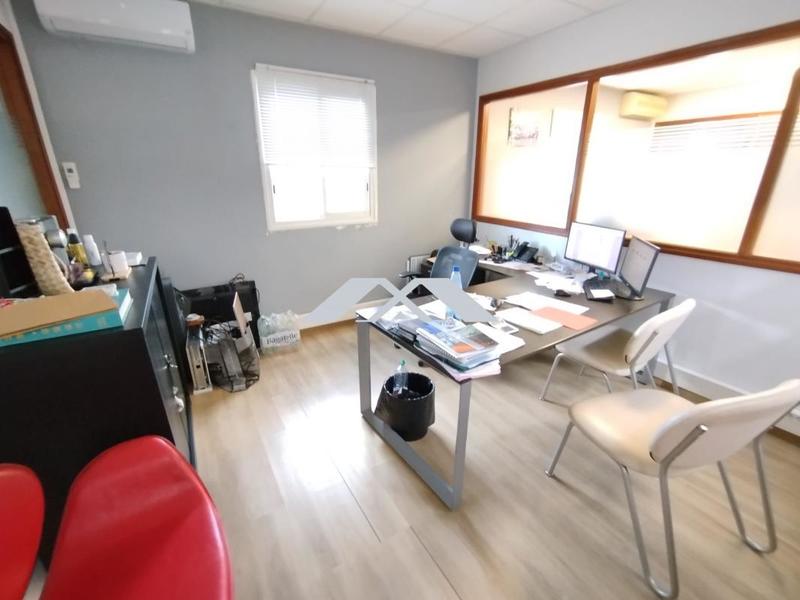 Local commercial - 180 m²