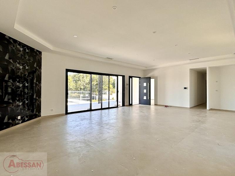 Villa - 136 m² - 5 pièces