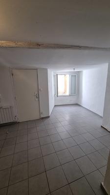 Studio - 25 m² - 1 pièce