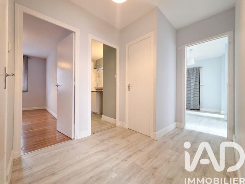 Appartement - 94 m² - 4 pièces