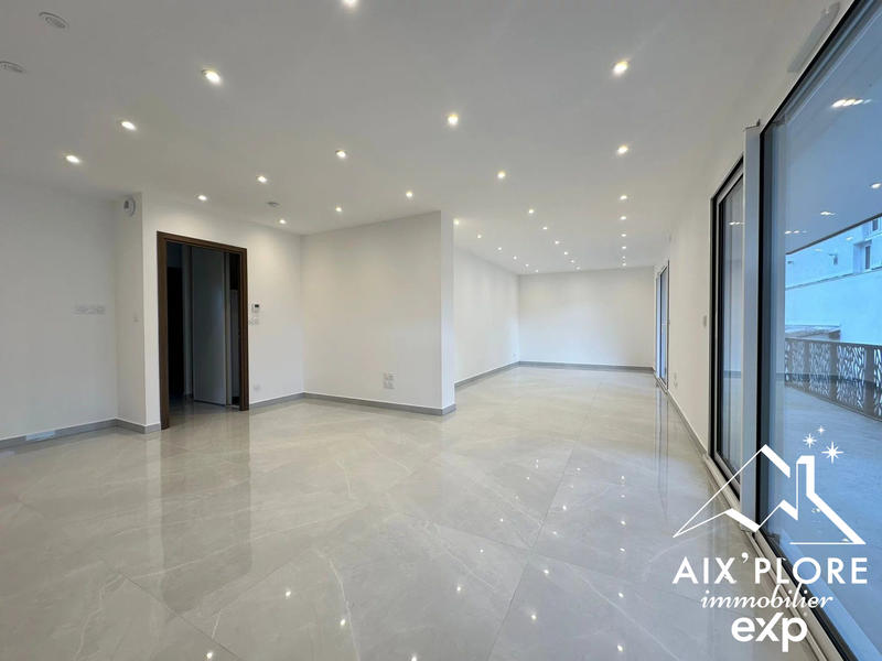 Appartement - 105 m² - 4 pièces