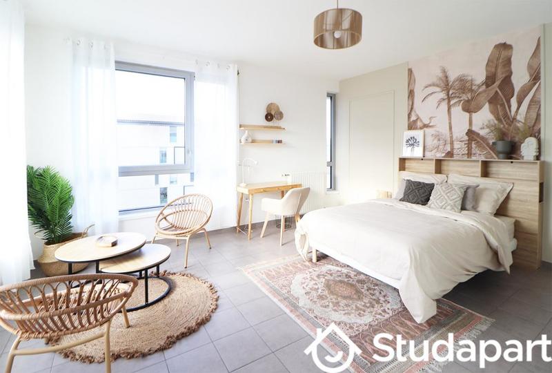 Chambre - 11 m² - 1 pièce