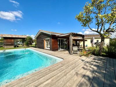 Maison - 146 m² - 6 pièces