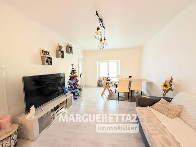 Maison jumelée - 100 m² - 4 pièces