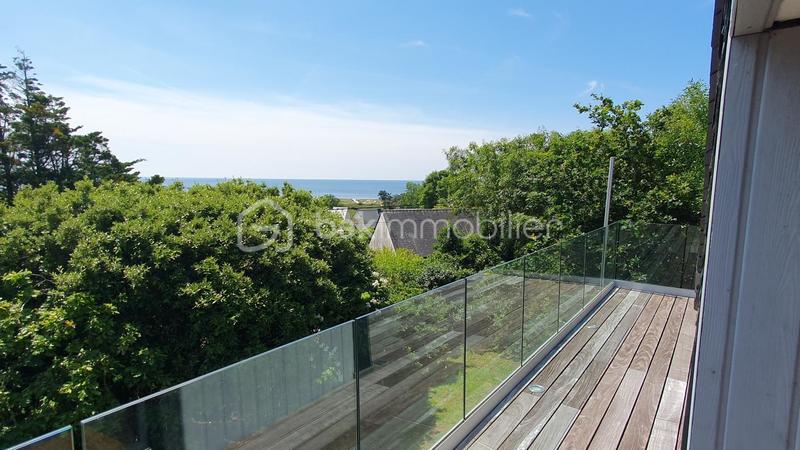 Maison - 210 m² - 10 pièces