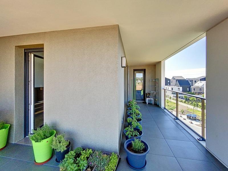 Appartement - 100 m² - 4 pièces