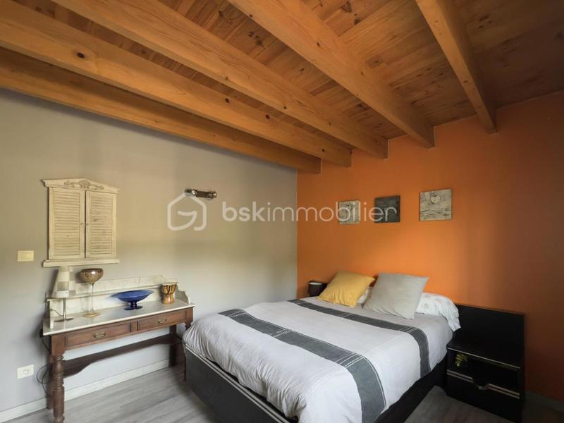 Propriété - 145 m² - 5 pièces