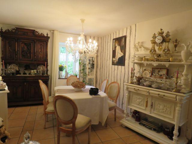 Maison - 384 m² - 17 pièces