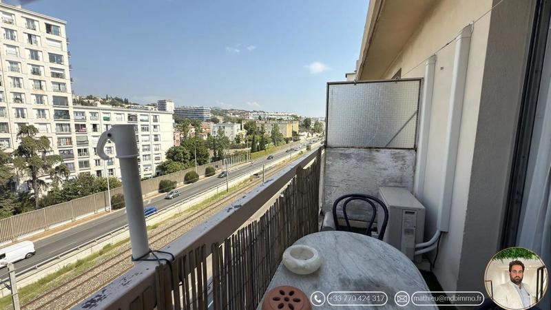 Studio - 23 m² - 1 pièce