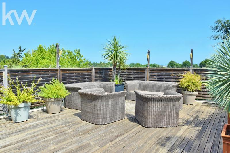 Villa - 300 m² - 10 pièces