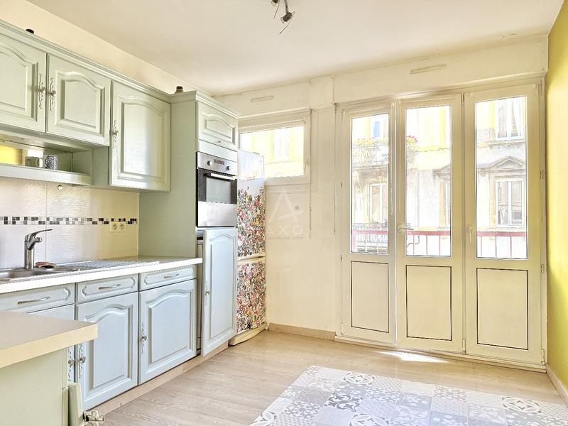 Appartement - 77 m² - 4 pièces