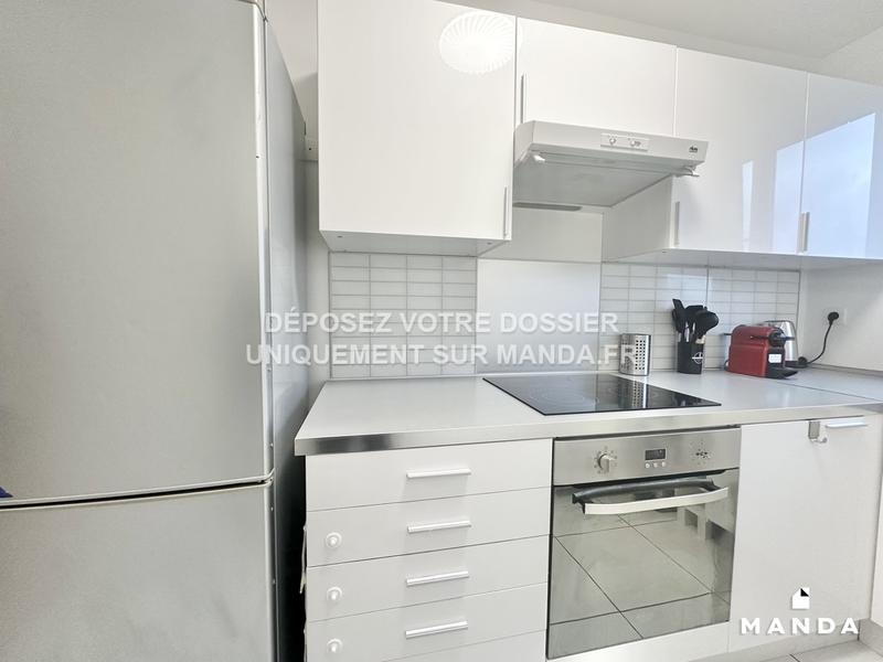 Chambre - 10 m² - 5 pièces