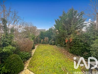 Maison - 102 m² - 6 pièces