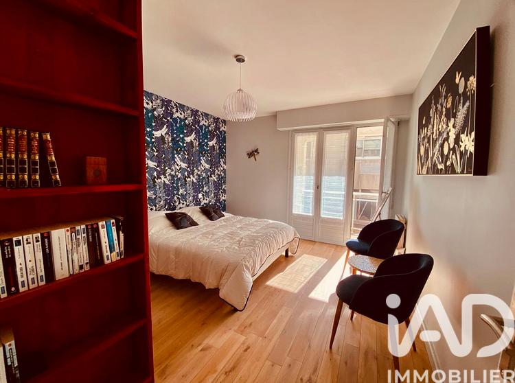 Appartement - 100 m² - 5 pièces