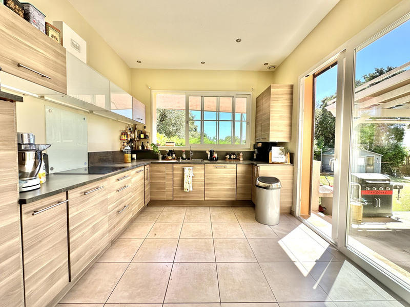 Villa - 140 m² - 6 pièces