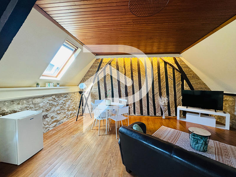 Immeuble - 9 pièces