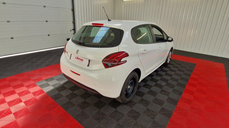 Peugeot 208 affaire Puretech 82 s&amp;amp;S Premium Pack