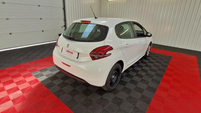 Peugeot 208 affaire Puretech 82 s&amp;amp;S Premium Pack
