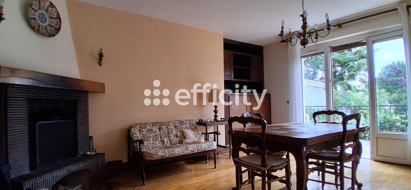 Maison - 130 m² - 7 pièces