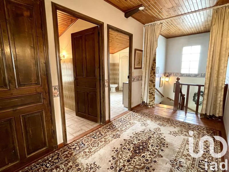 Maison - 193 m² - 5 pièces
