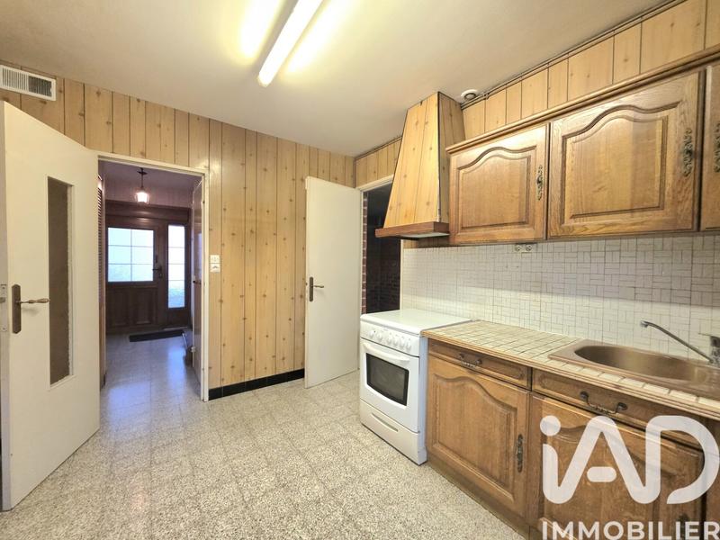 Maison - 92 m² - 5 pièces