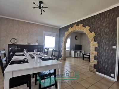 Appartement - 96 m² - 5 pièces