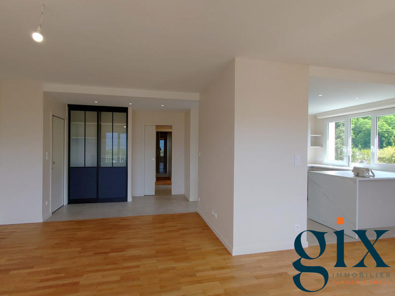 Appartement - 109 m² - 4 pièces