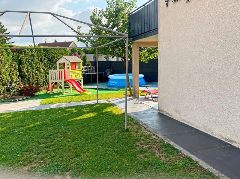 Maison - 143 m² - 5 pièces