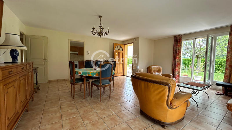 Maison - 97 m² - 4 pièces