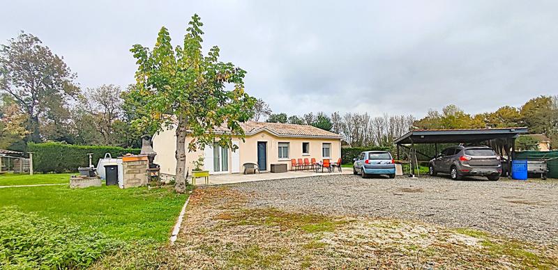 Maison - 99 m² - 6 pièces