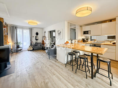 Maison - 133 m² - 6 pièces