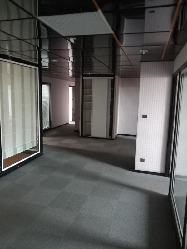 Bureau - 280 m²