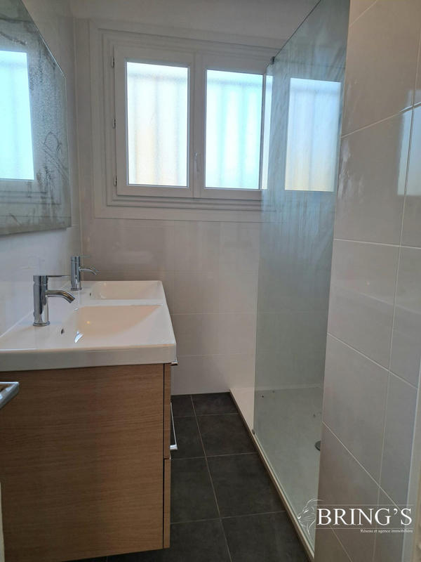 Maison - 115 m² - 7 pièces