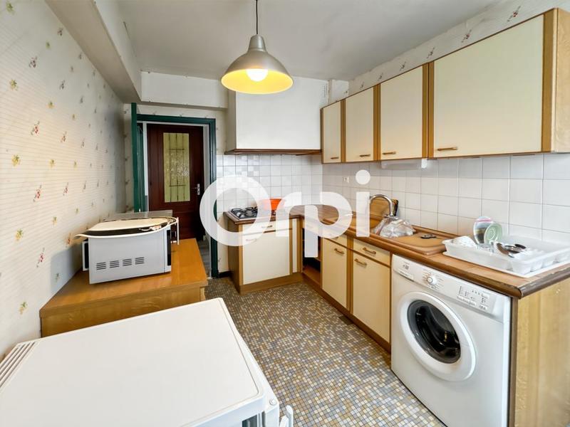 Maison - 178 m² - 8 pièces