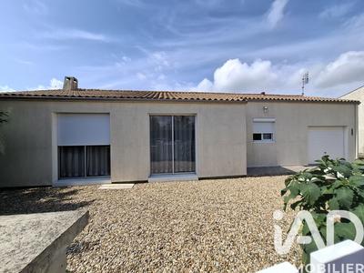 Maison - 95 m² - 4 pièces