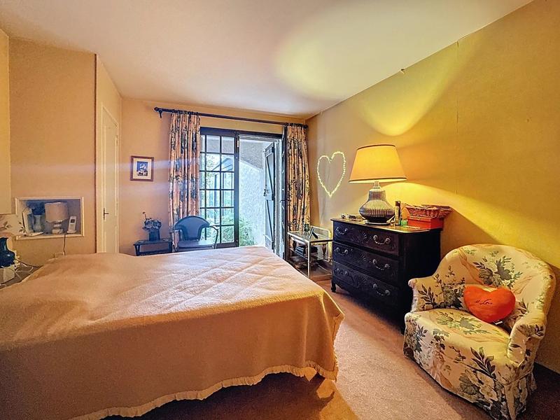 Maison - 199 m² - 7 pièces