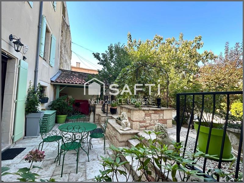 Maison - 247 m² - 7 pièces