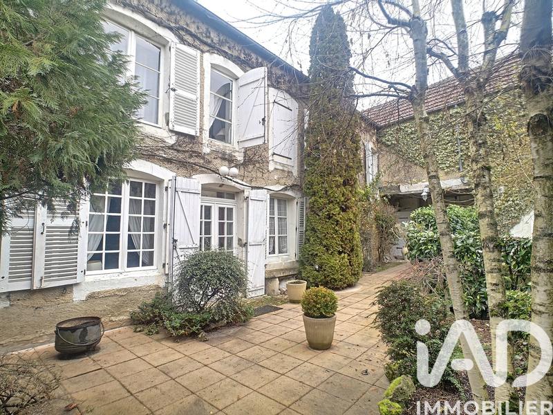 Maison - 190 m² - 7 pièces