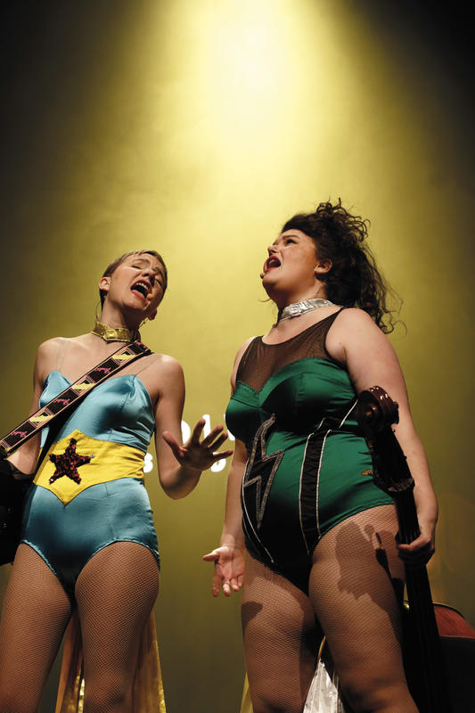 Théâtre musical : Diva syndicat, 1000 ans de musique au féminin