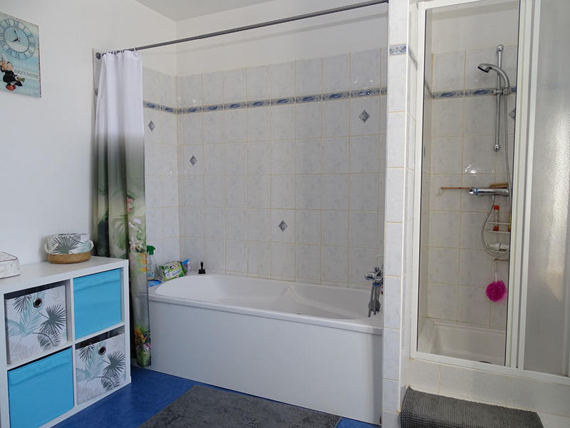 Maison - 339 m² - 17 pièces