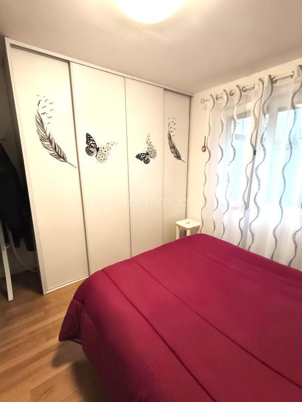 Maison traditionnelle - 75 m² - 3 pièces