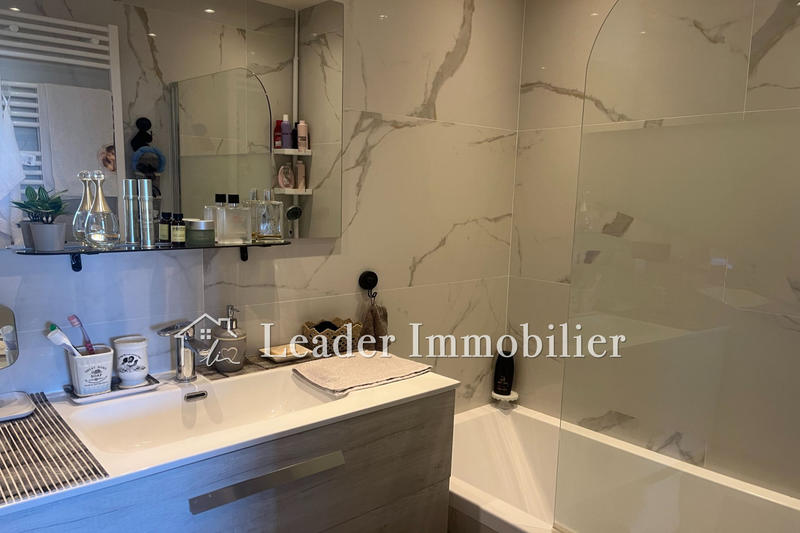 Appartement - 79 m² - 4 pièces