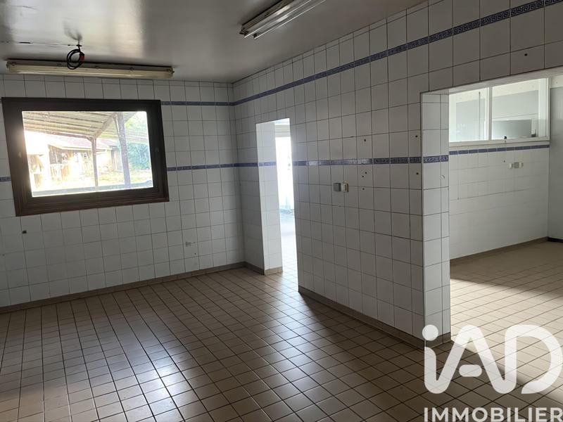 Maison - 255 m² - 11 pièces